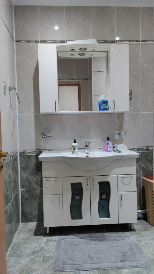 Stefan Cel Mare 64 Daire Kişinev Dış mekan fotoğraf